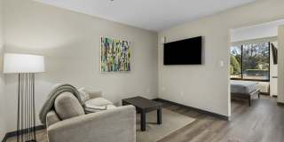 1105 Flats at North Hills Gallery 6