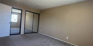 4525 Oregon Street - 5 Gallery 12