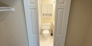 2 Level, 2 Bedroom Hidden Gem in Dupont! Gallery 25