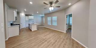 *RARE FIND*LUXURY 2 Bedroom 2 Bathroom Cottage in 55+ Community in Warr Acres, Ok (LEASING SPECIAL) Gallery 5