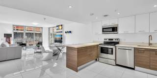 9901 E Bay Harbor Dr Gallery 1