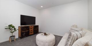 7349 E VISTA BONITA Drive Gallery 12