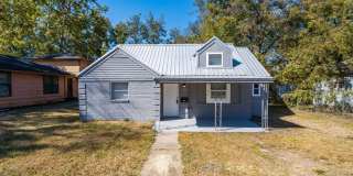 OCTOBER MOVE-IN SPECIAL: $250 OFF YOUR FIRST MONTH’S RENT! Gallery 1