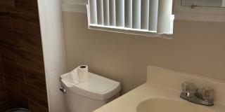 1 BEDROOM HOME - NO PETS - AVAILABLE NOW 1 BEDROOM HOME - NO PETS - AVAILABLE NOW Gallery 17