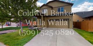Beautifully maintained 3 bedroom 2.5 bath home Gallery 1