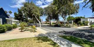 Charming House  with Large yard Gallery 6