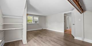 5-Bedroom Rental Near TCNJ | Spacious Layout, Parking, Yard & Deck Gallery 24