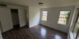 Large 3 bedroom, 2 bath with appliances! Gallery 20