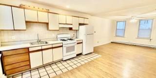 4 Webster Pl. Gallery 1