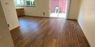 3.bd/2.5ba Townhouse in Puyallup Gallery 4