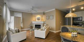 One Bedroom With Garage near Grandview Gallery 2