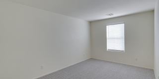 Charming 3-Bedroom Townhome in 89044 with Gated Porch, Walk-In Pantry & Spacious Primary Suite Gallery 19