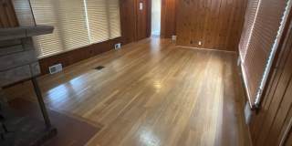 Charming 3 Bed 2 Bath Home! *2027* Gallery 5