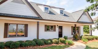 4BR/4.5BA For Rent Gallery 1