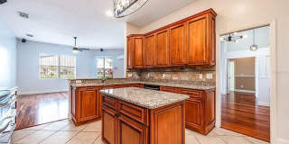 Captivating 4 Bedroom, 2 bath Pool/Lake home Gallery 20