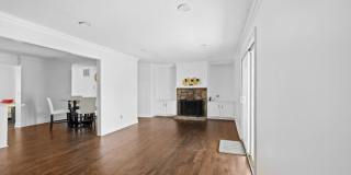 1744 Woodcliff Place NE Gallery 6