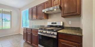 Beautifull & Spacious home with a pool in Rio Paseo Neighborhood of Goodyear! Beautifull & Spacious home with a pool in Rio Paseo Neighborhood of Goodyear! Gallery 10