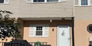 70 ASHLEY Court Gallery 1