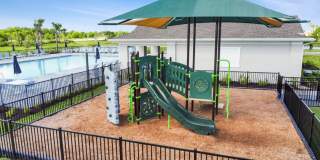 19525 Fairhill Court Gallery 9