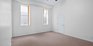 4545 S Drexel Boulevard Gallery 14
