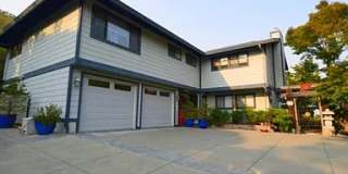 303 Trestle Glen Boulevard Gallery 1