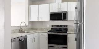 Riverpointe Gallery 16