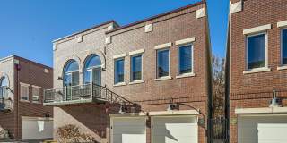 Gorgeous Cherry Creek Townhome - 2 bed 2 bath with 1 car garage Gorgeous Cherry Creek Townhome - 2 bed 2 bath with 1 car garage Gallery 1