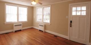 3206-3210 Gallery 24