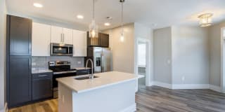 The Boulevard Gallery 33