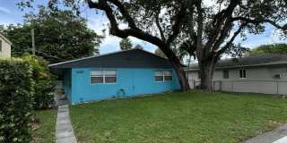1435 SW 24th Court Gallery 12