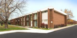 Amherst Manor Gallery 1