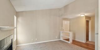 Riverwalk Gallery 16