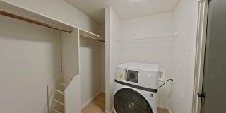 University Manor - Newly Renovated Units just a short walk from Campus! Gallery 148