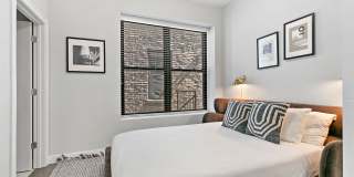2151-2153 W Division St Gallery 16