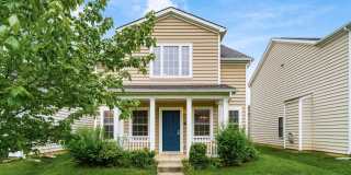 Beautifully Updated Single Family in a Private Community Gallery 7