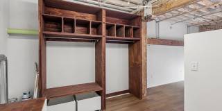 428 N 13TH Street Gallery 23