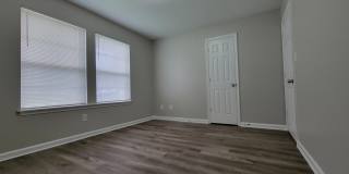 7025 Stoneridge Drive Gallery 14