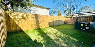 4 Bedroom 2 Bath Bungalow, in Forsyth Park- Available Jan 3rd!!! Gallery 23