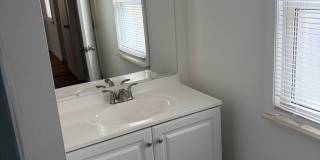 Renovdated 3 bedroom, 1 bathroom bungalow Gallery 10