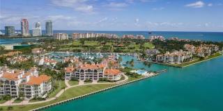 4924 Fisher Island Dr Gallery 58