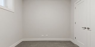 2745 N Ashland Ave Gallery 17