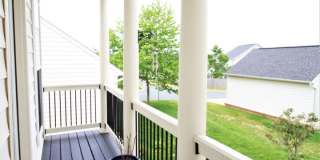 Spacious Home in Port Potomac Gallery 38