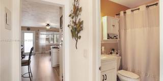 1000 SW 11th Ave Gallery 14