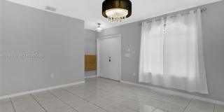 10168 NW 126th Ter Gallery 1