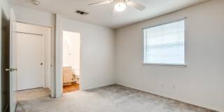 6063 BANTRY BAY Gallery 22