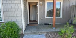 End Unit, 3 Bed, 2.5 Bath PLUS Bonus Room, Anacortes Gallery 21