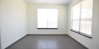 4903 Golden Gate Dr Gallery 27