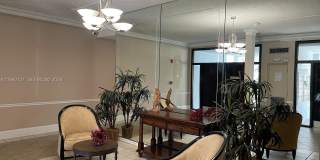 470 Executive Center Dr Gallery 16
