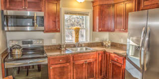 Beautifully Updated Ranch for Rent! Gallery 1