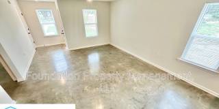 2506 East Tyler Avenue Gallery 8
